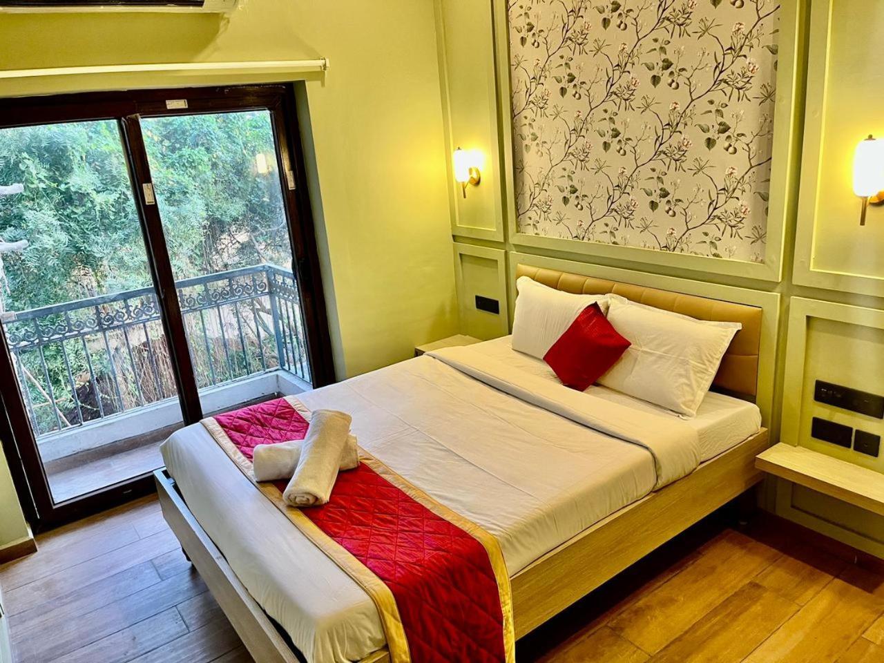 Hotel Castle Manor - Auroville Beach Pondicherry Esterno foto